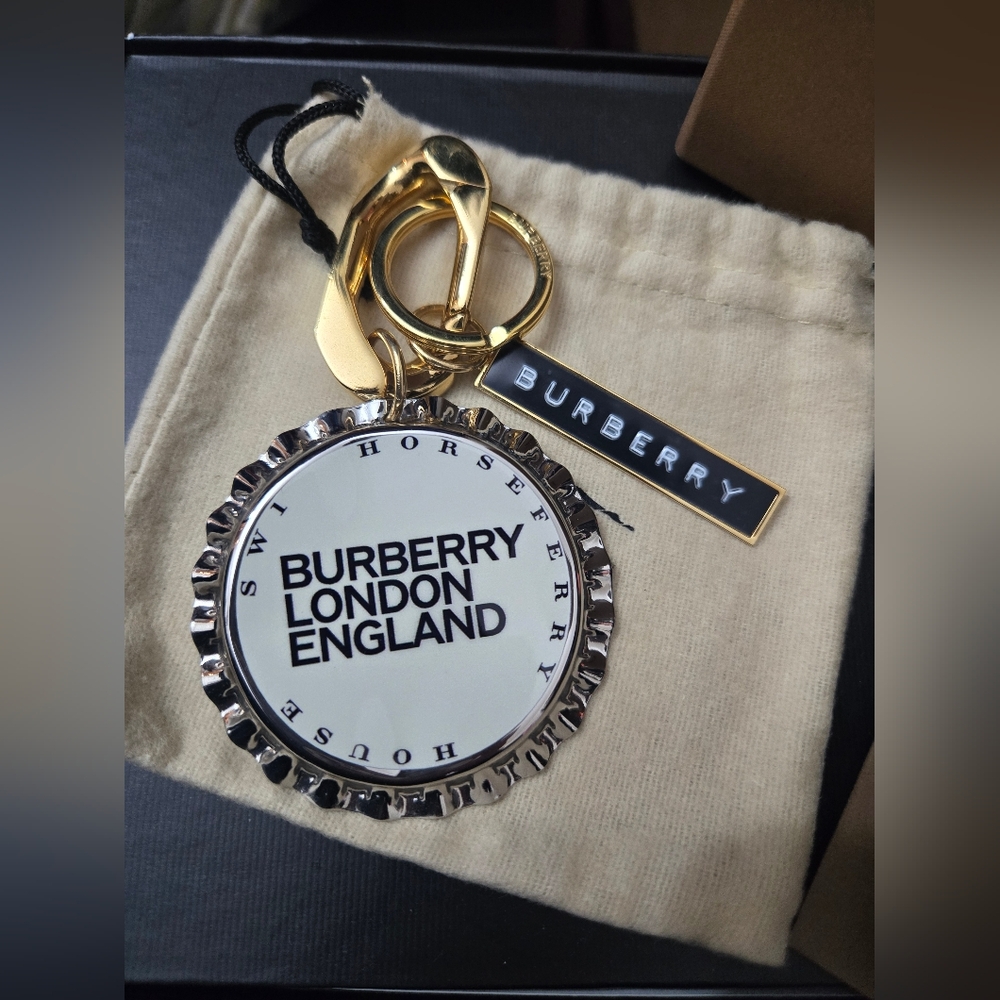 Burberry Beer Cap Logo Bag Charm/ Key Holder - Picture 2 of 9